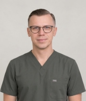Lekarz Specjalista Chirurgii Stomatologicznej, Implanty rejestracja tel 533193193 lek. dent. Filip Janiak